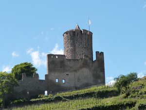 Un petit aperçu..... Kayserberg, la maison de la poterie, le château, la Weiss...