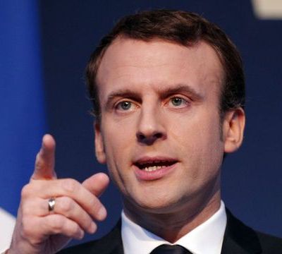 Présidentielle 2017: Macron veut instaurer un service national obligatoire d'un mois