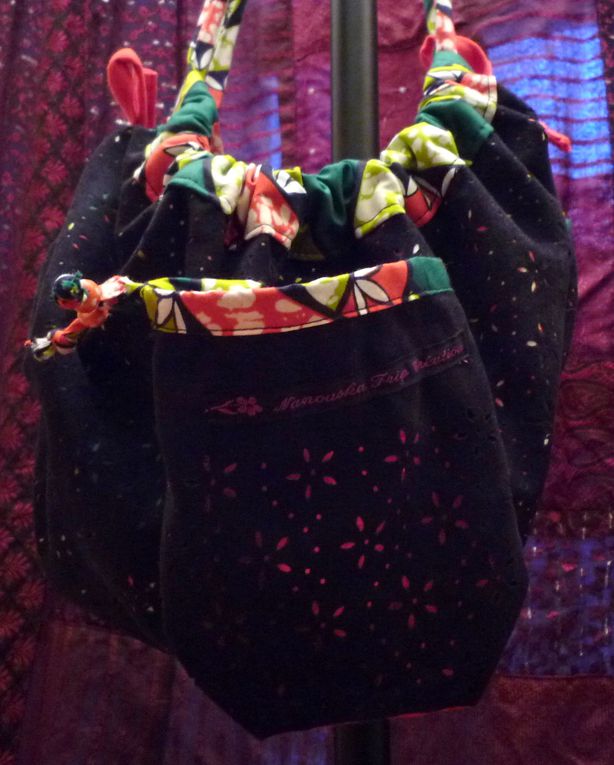 Des sacs... tous aussi différents les uns des autres ! Des couleurs, des formes rondes, des styles ethniques et pop... c'est tout ce que j'aime !