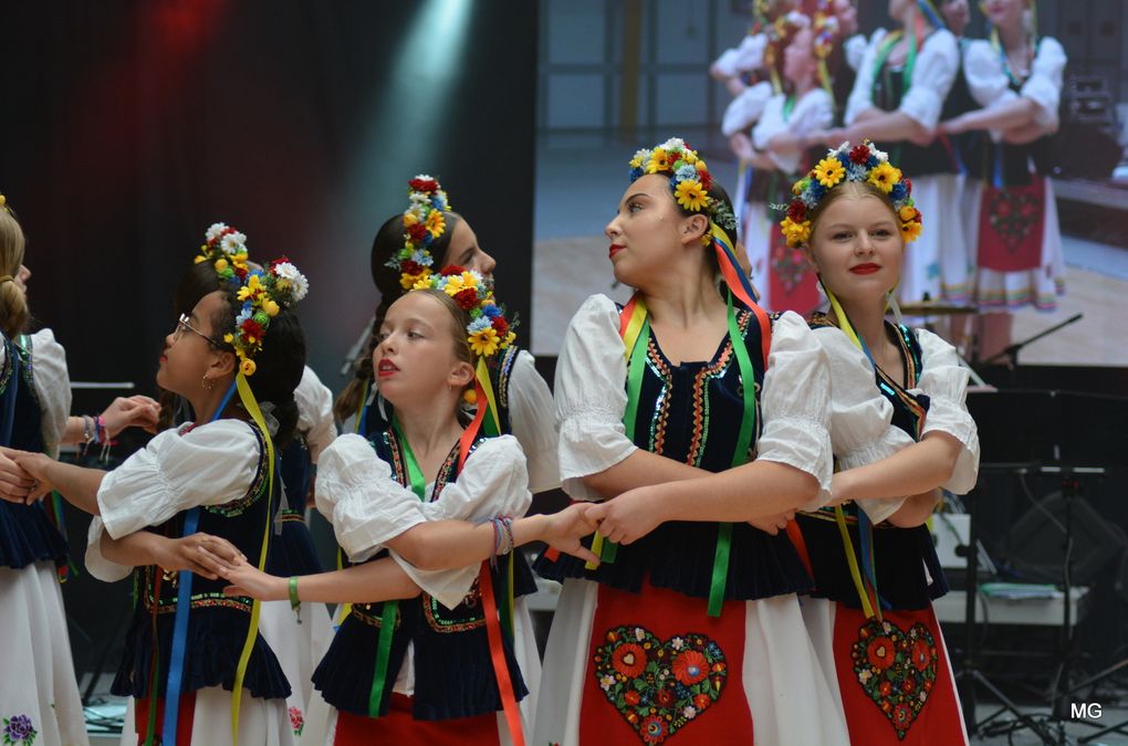 CONDE-sur-l’ESCAUT : une grande et belle fête polonaise