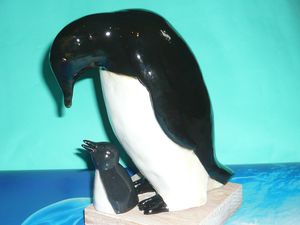 Le pingouin du pôle Nord en céramique