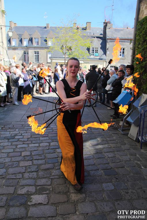 Photos de la fete medievale de guerande.ville de guerande. sel de guerande.