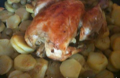 Poulet rôti et ses pommes de terre