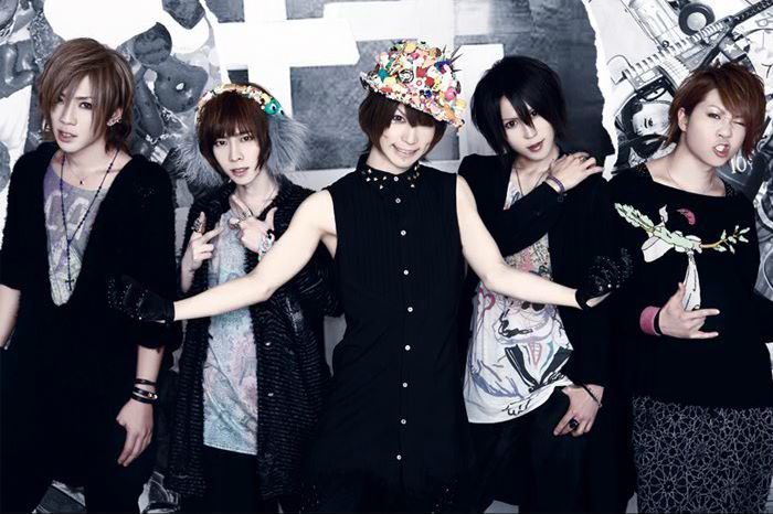 Album - New Look 2012 1