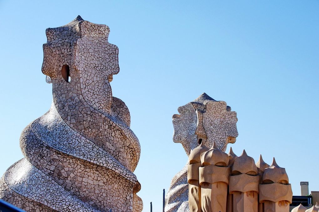 La Sagrada Familia & La Pedrera (jour & nuit)