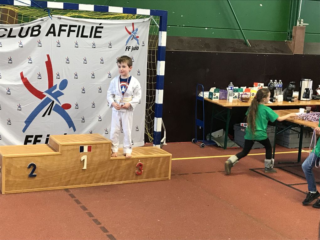 Gabriel : Compétition de judo Le Mesnil Saint Denis