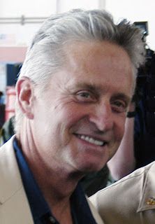 Meurtre Roni Chasen agent de Michael Douglas.