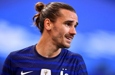  Picottement matinal : Rencontre avec Antoine Griezmann : “Si l’un de mes coéquipiers était gay, je le soutiendrais.