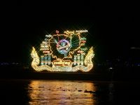 Parade des bateaux durant la fête de l'eau