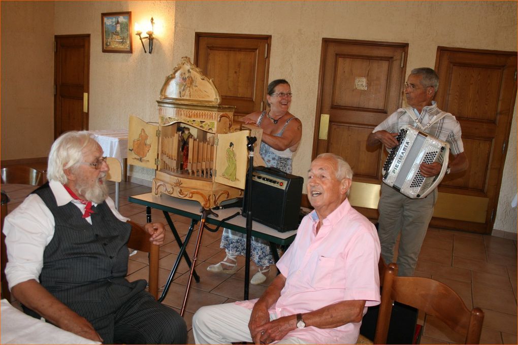 Rencontre d'anciens élèves des promotions 1951-55 et 1952-56 le 3 septembre 2013.