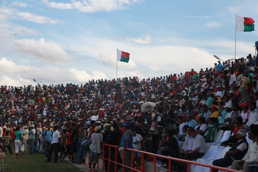 Inauguration du Kianja (Stade) Makis de Madagascar, à Andohatapenaka, par le Président Andry Rajoelina. 4ème partie. Photos: Harilala Randrianarison
