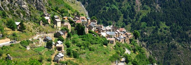 LA HAUT DANS LA MONTAGNE NOTRE IDENTITE (3)