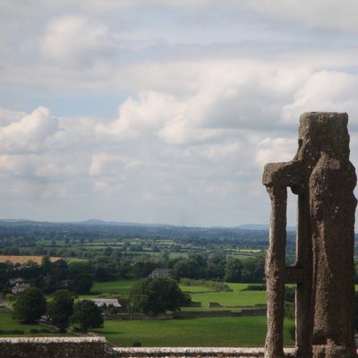 J6 - Rock of Cashel