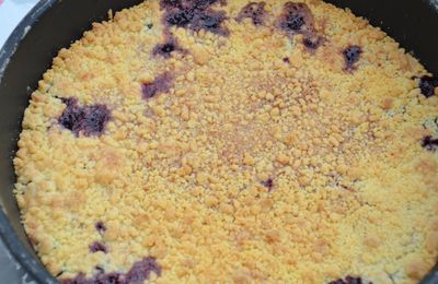 Crumble aux mûres de platane