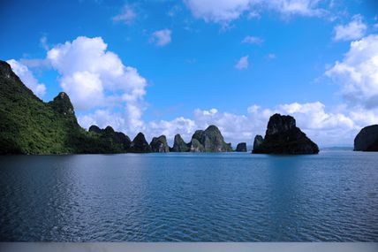 Triptyque en baie d'Hạ Long