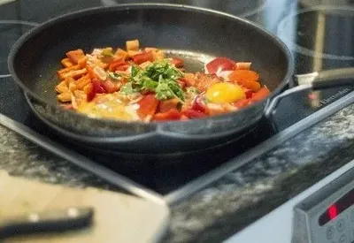 Anti-gaspi : 20 recettes salées et sucrées pour cuisiner vos restes