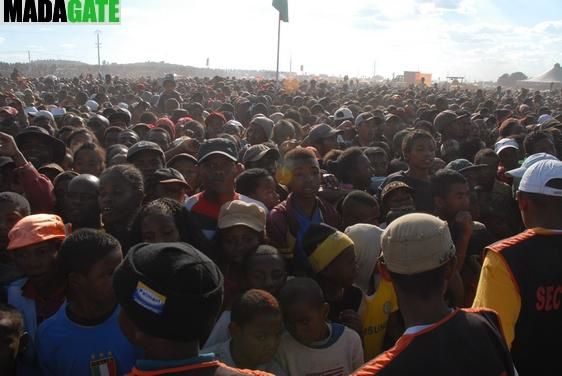 le Président Andry Rajoelina, a procédé à la pose de la première pierre du futur Temple de Rugby. Photos: Harilala Randrianarison