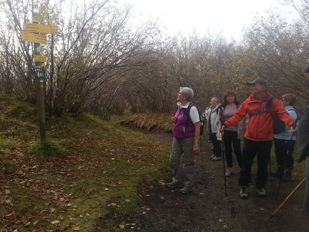 CEYSSAT Col de Ceyssat Le tour du Puy de Dôme 3h 10km 29 oct 2015