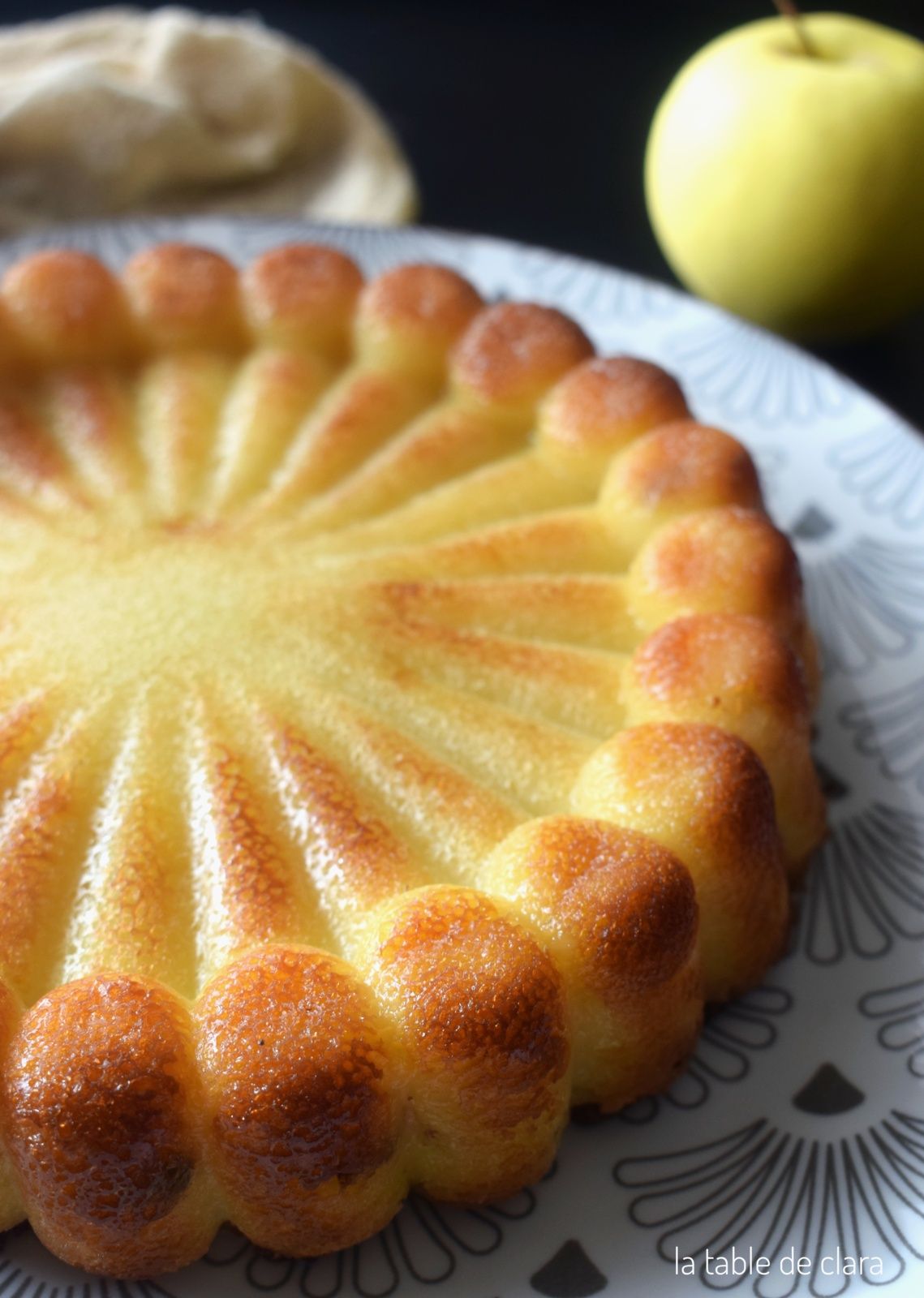 Gâteau pommes rhum