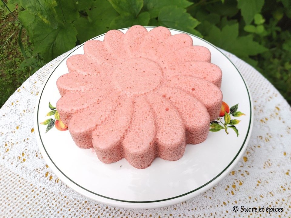 Nuage aux fraises (vegan et sans gluten) - Recette en vidéo