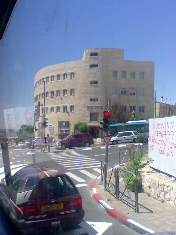 Une journée passée a Jérusalem, photos prises de mon portable, à travers la fenêtre de l'autobus. 