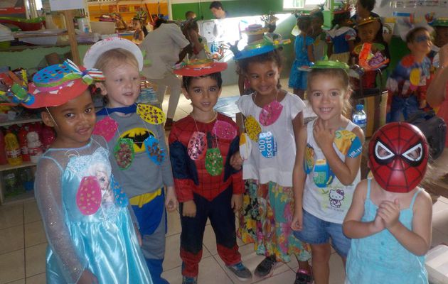 Carnaval coloré à la maternelle de Lina !