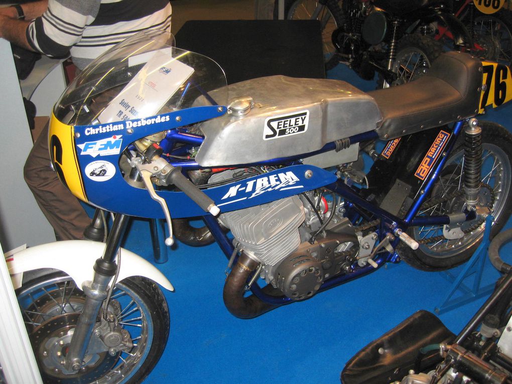 Salon-Moto-Legende-2009-Vincennes
la plus grande exposition bourse motos anciennes d'Europe