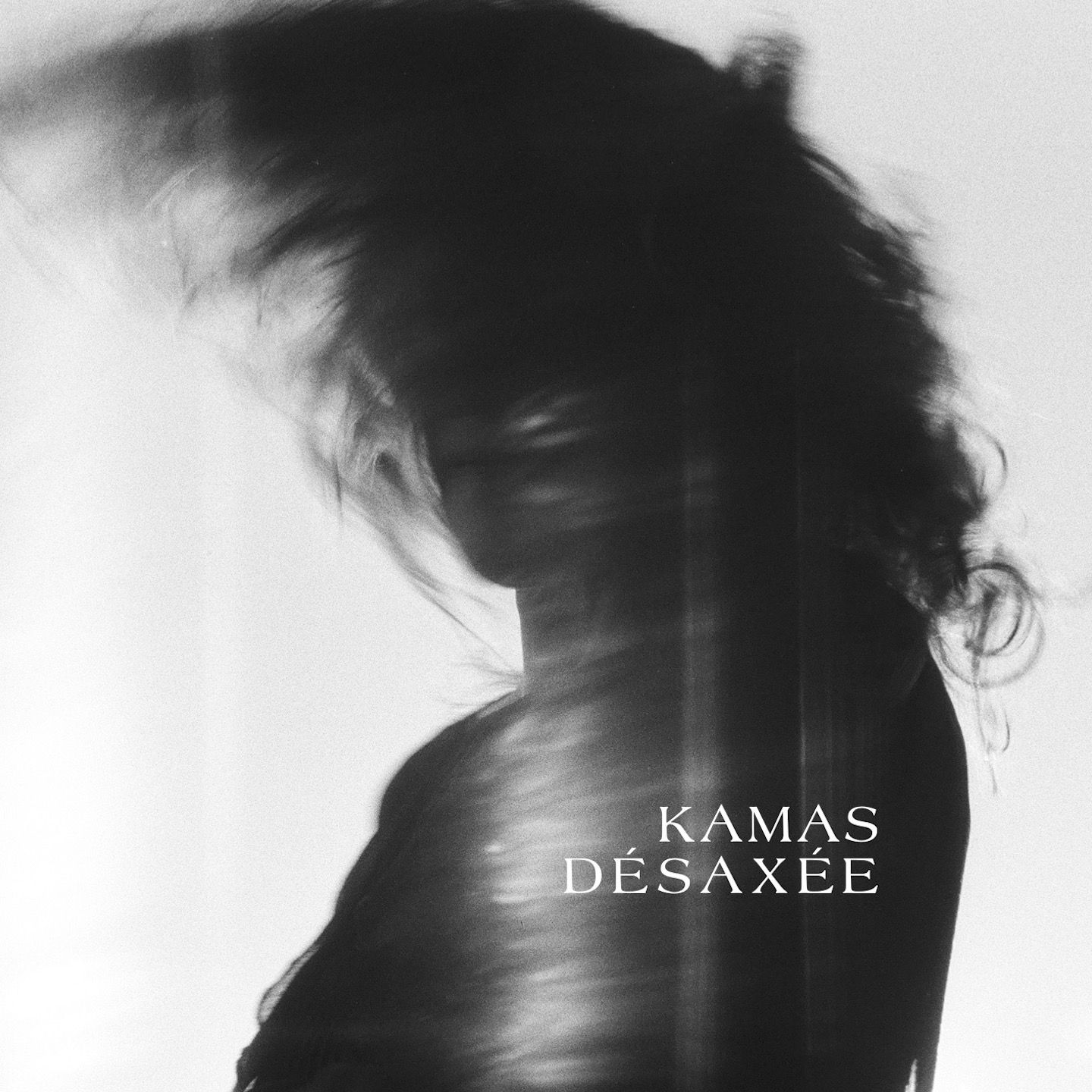 Kamas chante Désaxée, nouvel album découvrir