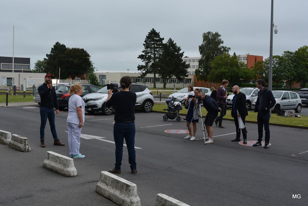 Tournage du clip "Etat d'urgence" produit par Alain Bruneel, écrit et interprété par Ugo Dessainte devant le Centre hospitalier de Douai - Photos : 2 juin 2018.