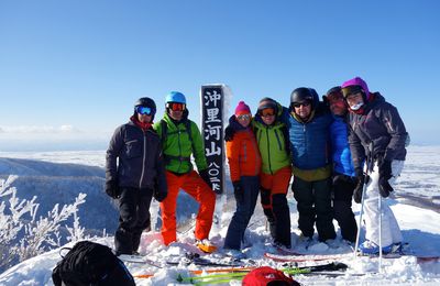 Voyages et Raids à Ski pour l'hiver 2018.Fiches techniques et détails sur demande. https://www.geromegualaguidechamonix.com