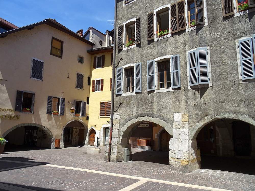 Annecy la Venise des Alpes au bord de son lac