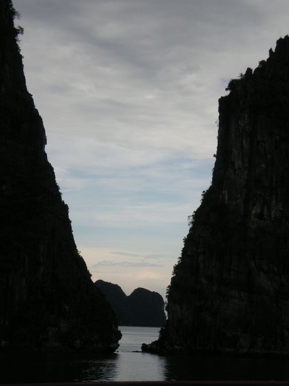 Album photo sur notre découverte de 3 jours de la splendide baie d'Ha Long!