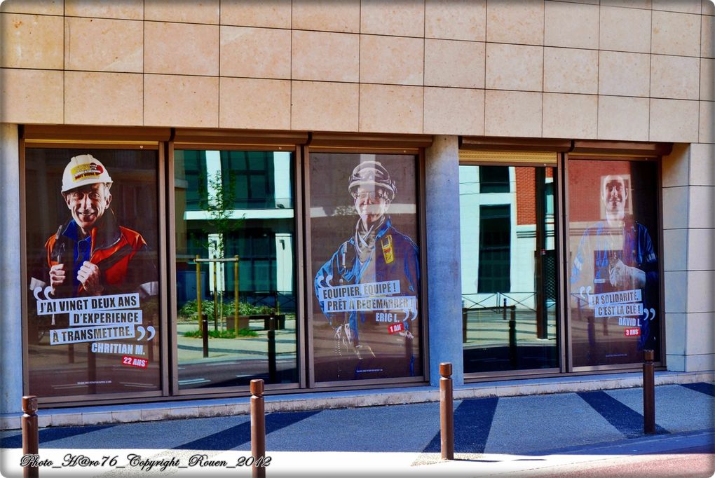 L'expo qui avait débutée le 25 Mai 2012 à l'hotel de Région de Haute Normandie s'est terminée le 16 Juin 2012 à Rouen. 550 portraits réalisés par Martin Flaux et Bruno Maurey,en soutient aux salariés de Pétroplus ...