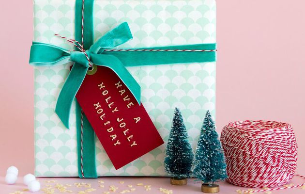 Wrapping Ideas for Holiday Gifts