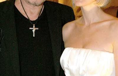 Johnny et Laeticia Hallyday soutiennent l'action de l'UNICEF en Haïti... en offrant 100 000 euros !