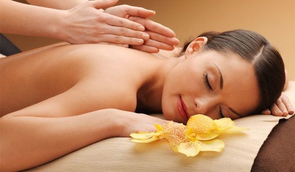 Le Massage De Relaxation Californien