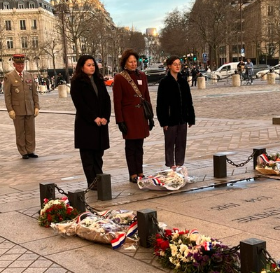 L'Association Res Femina honore la mémoire du Soldat inconnu.