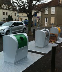 LA PLUS BELLE DES POUBELLES