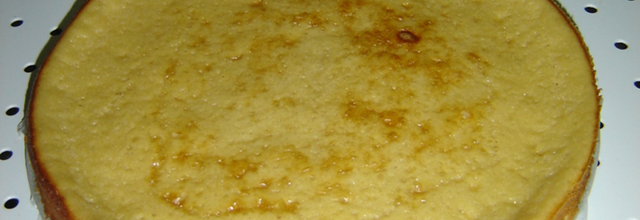 Gâteau Vanillé au Fromage Blanc nappé de Crème au Caramel au Chocolat Noir 70% ou de Crème de Marrons Vanillée