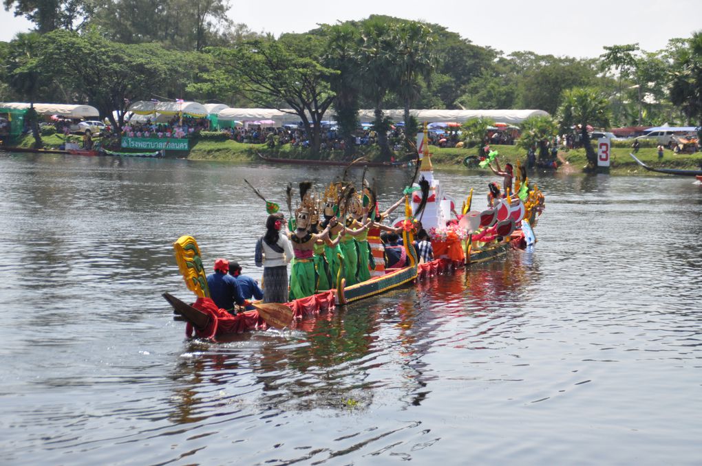 Album - Courses-de-bateaux-Parade