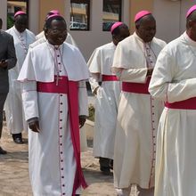 RDC: Les évêques catholiques invitent les congolais à s'opposer à toute tentative de révision de la constitution de la RDC.