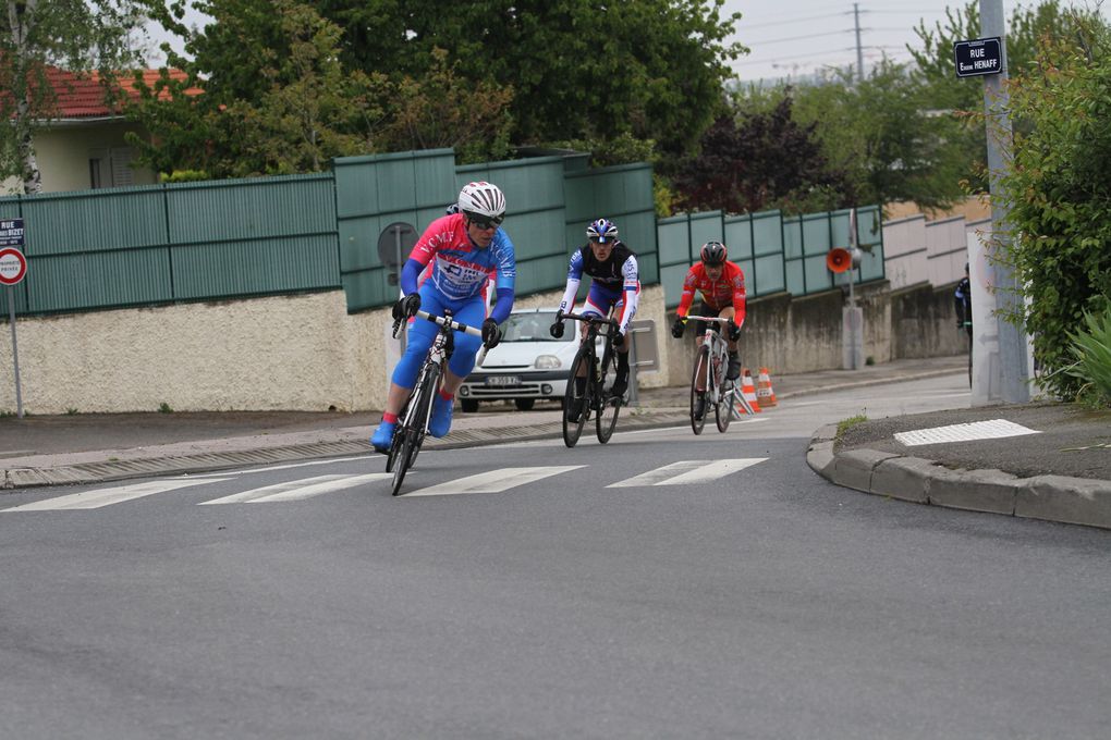 Les conditions météorologiques ont contrarié les efforts de la vingtaine de bénévoles du Vélo Club Max-Barel