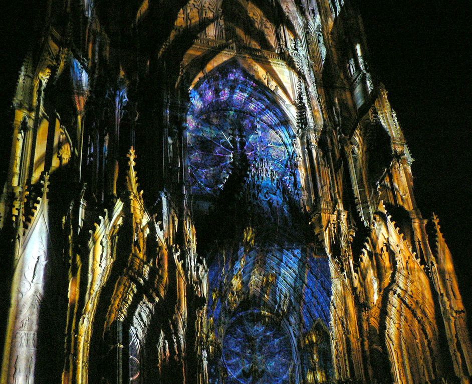 Aperçu du spectacle coloré donné pour les 800 ans de la cathédrale de Reims