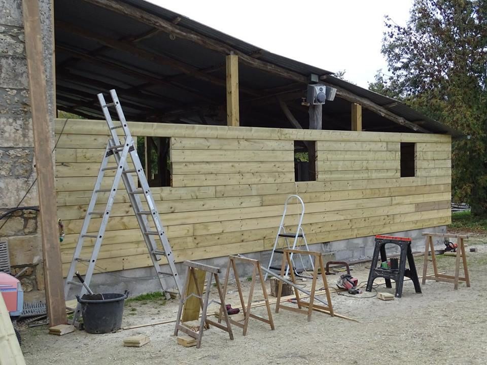 Travaux des écuries réalisables grâce à NATURE BOIS CONCEPT 