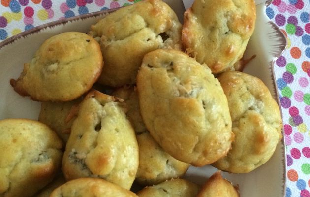 Madeleines au roquefort