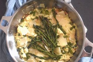 Oeufs brouillés aux asperges rôtis