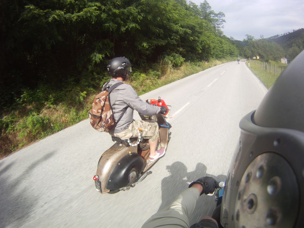 Une famille
Trois potes
On the road :))))))