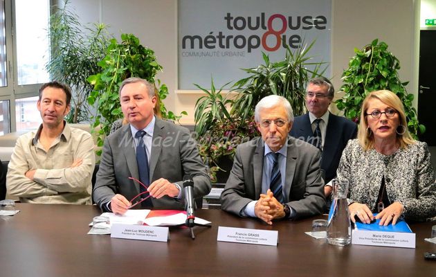 Conférence de presse sur le projet "La Piste de Géants" à Toulouse Montaudran, 25 novembre 2014.