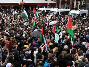 Même si Macron ne veut pas, la France est solidaire de Gaza !