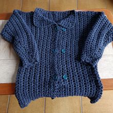 Une veste longue au crochet...